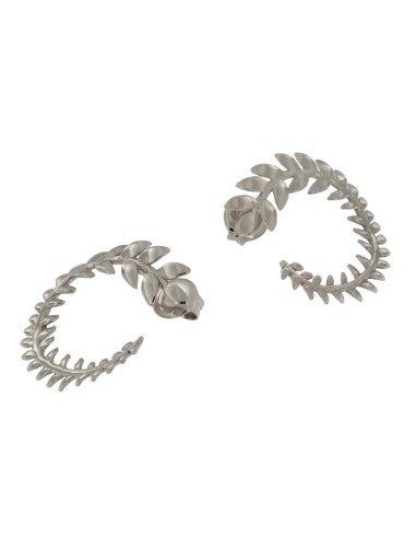 CRI-695 - CRIOLLA DE PLATA CON ABERTURA TRASERA EN FORMA DE HOJAS FORMANDO RAMA