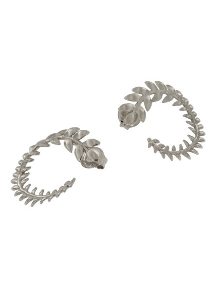 CRI-695 - CRIOLLA DE PLATA CON ABERTURA TRASERA EN FORMA DE HOJAS FORMANDO RAMA