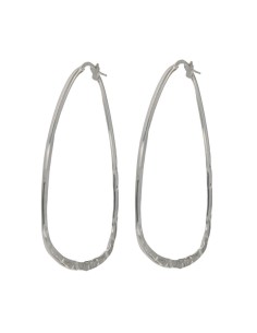 CRI-864 - CRIOLLA DE PLATA CON MOTIVO DE TRIÁNGULO REDONDEADO DE 48 MM X 41 MM