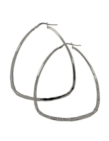 CRI-864 - CRIOLLA DE PLATA CON MOTIVO DE TRIÁNGULO REDONDEADO DE 48 MM X 41 MM