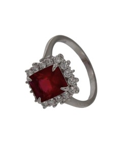 S-2089 - SORTIJA DE PLATA CON MOTIVO DE RECTÁNGULO EN PIEDRA COLOR FUCSIA Y BORDE DE CIRCONITA DE 15 MM X 13 MM